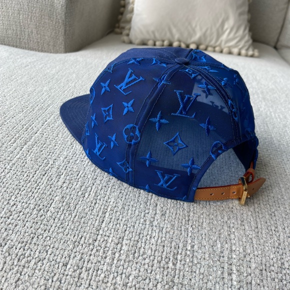 Louis Vuitton Trucker Hat - Picture 4 of 8
